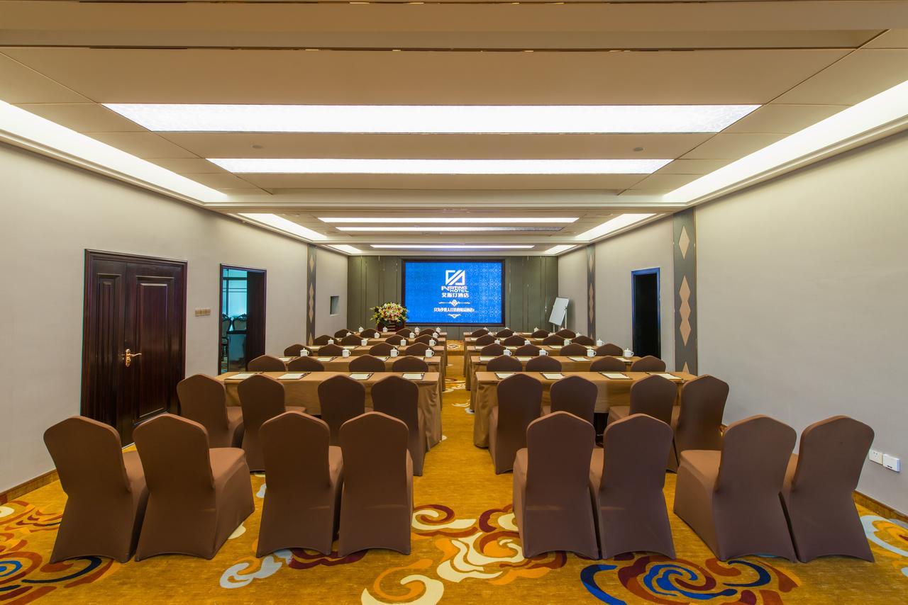 Dunhuang Isiting Hotel Exterior photo