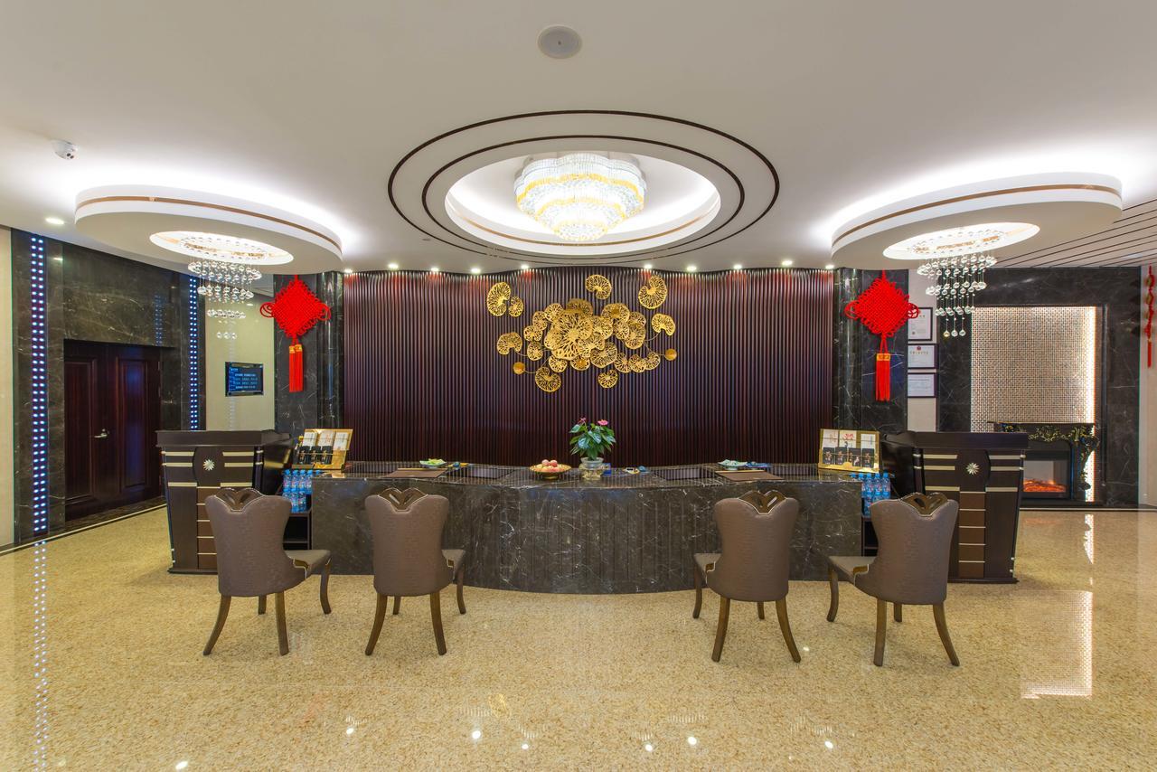 Dunhuang Isiting Hotel Exterior photo