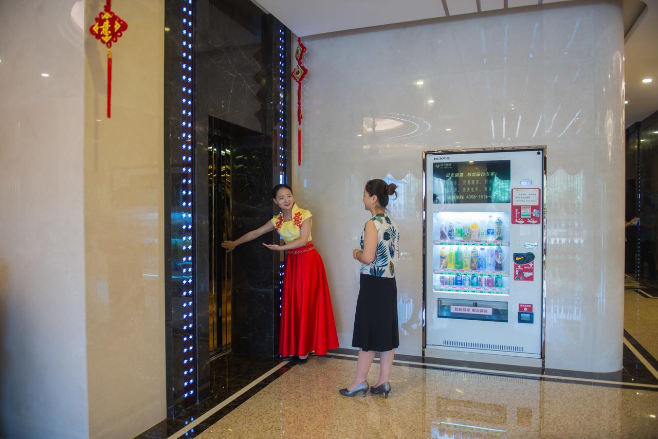 Dunhuang Isiting Hotel Exterior photo