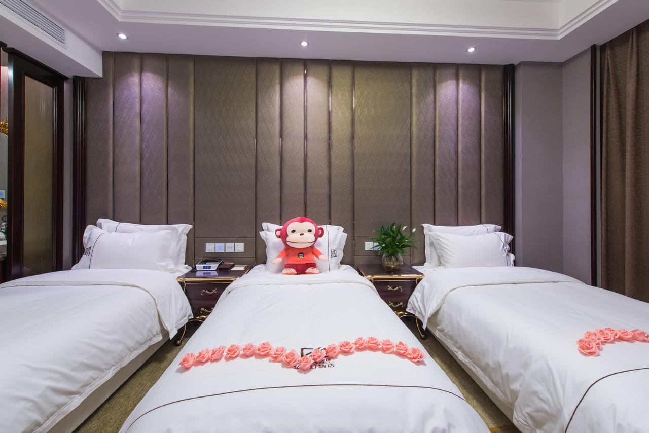 Dunhuang Isiting Hotel Exterior photo